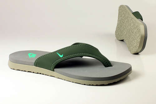 nike celso plus flip flops mens